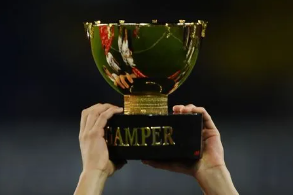 甘伯杯（Gamper Trophy）